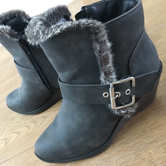 3/$20 SALE | Rampage Booties - Picture 2 of 8